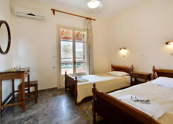 Adonis Apartment Sidárion